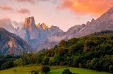 Naranjo de Bulnes. Park Narodowy Picos de Europa, Asturia