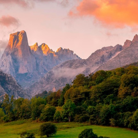Naranjo de Bulnes. Parco Nazionale dei Picos de Europa, Asturie