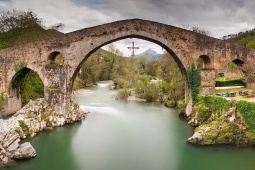 Ponte Romano sul fiume Sella. Cangas de Onís