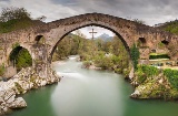 Most Rzymski nad rzeką Sella. Cangas de Onís