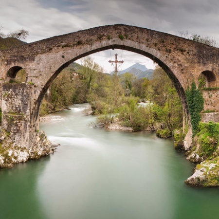 Roman bridge over the River Sella. Cangas de Onís
