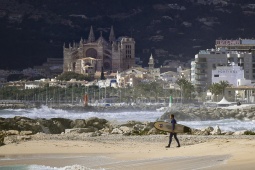 Playa de Palma overlooking the Cathedral