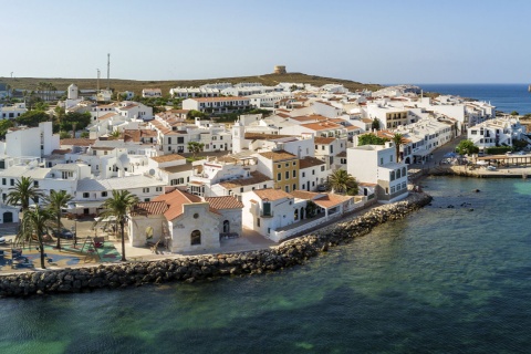 Vue de Fornells (Minorque, îles Baléares)