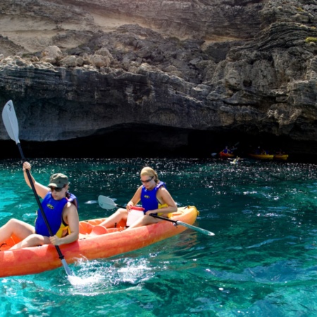 Kanufahrt bei Formentera (Balearische Inseln)