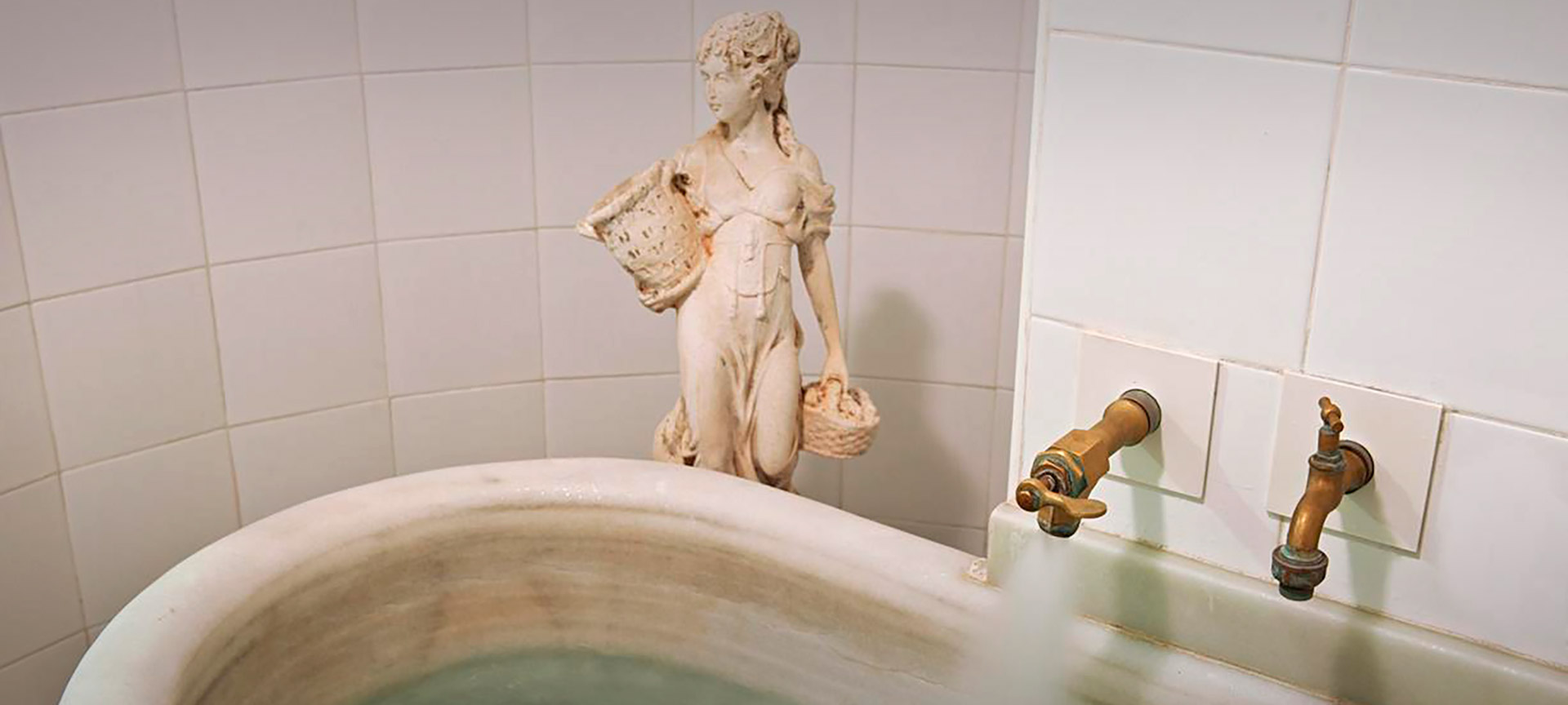 Курорт Balneario de Villavieja Курорт Balneario de Villavieja