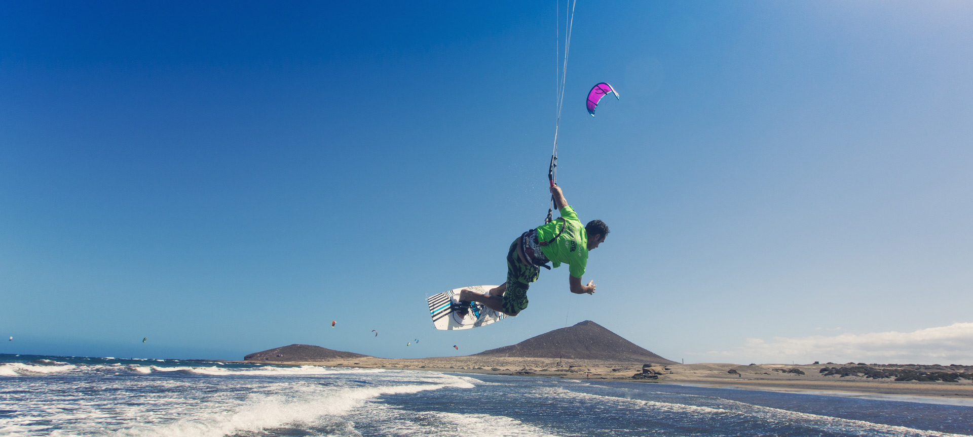 Kitesurfing in El Médano, Tenerife (the Canary Islands) Kitesurfing in El Médano, Tenerife (the Canary Islands)