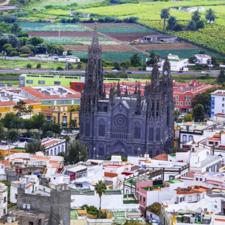 Panoramablick auf Arucas auf Gran Canaria (Kanarische Inseln)