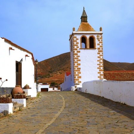 Kirche Santa María in Betancuria (Fuerteventura, Kanarische Inseln)