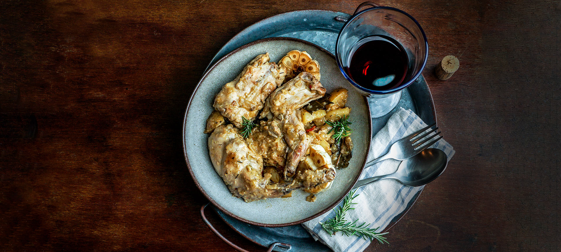 Conejo en salmorejo al estilo canario (rabbit in salmorejo sauce)