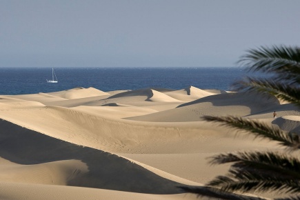 Vista do mar das dunas de Maspalomas. Grã-Canária