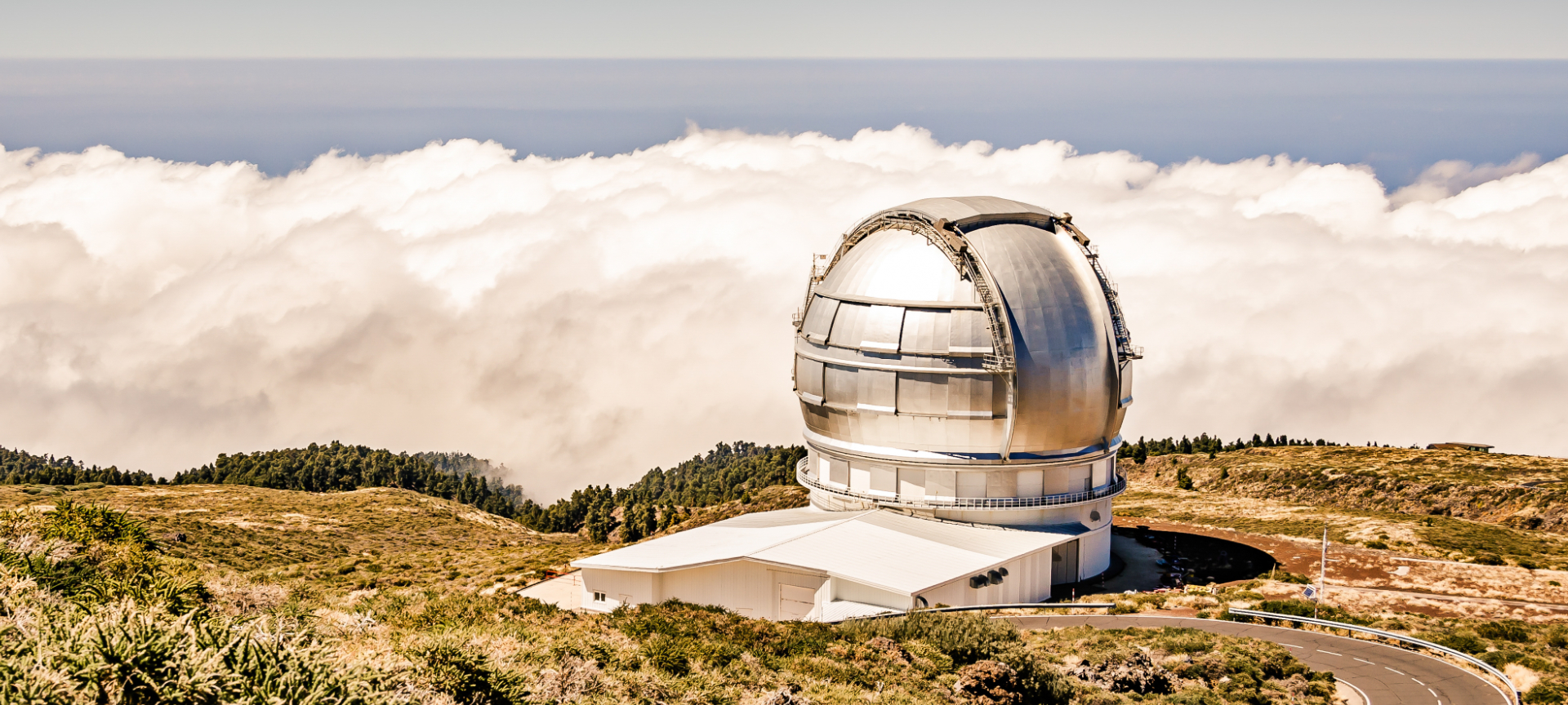 Blick vom Observatorium Roque de Los Muchachos auf La Palma, Kanarische Inseln Blick vom Observatorium Roque de Los Muchachos auf La Palma, Kanarische Inseln