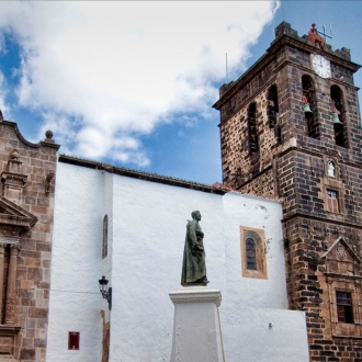 Iglesia del Salvador de Santa Cruz de la Palma en la isla de La Palma, Islas Canarias