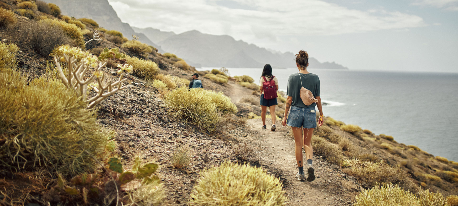 Hikers in Gran Canaria Hikers in Gran Canaria