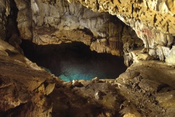 チュフィン洞窟。カンタブリア州