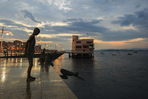 Monument »Los Raqueros« in Santander (Kantabrien)