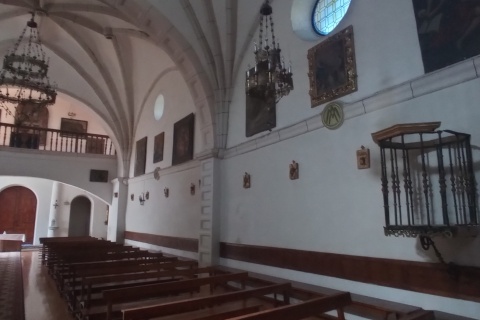 Intérieur de l'ermitage Nuestra Señora de Belén à Belorado