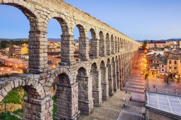 Acquedotto di Segovia (Castiglia e León)