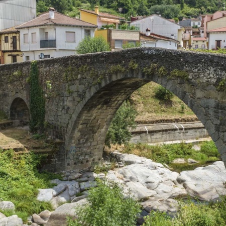 Aquelcabos medieval bridge in Arenas de San Pedro (Ávila, Castilla y Leon)