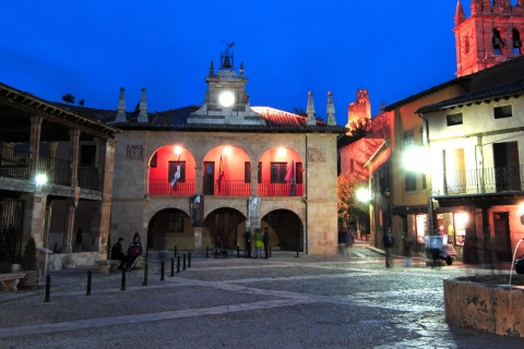 Plaza Mayor in Ayllón (Segovia, Kastilien-León)