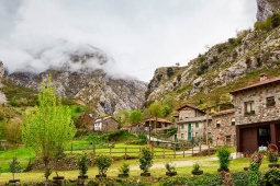 View of Caín de Valdeón