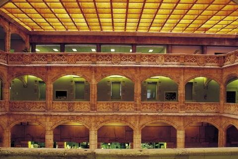 Wnętrze budynku Casa del Cordón, Burgos