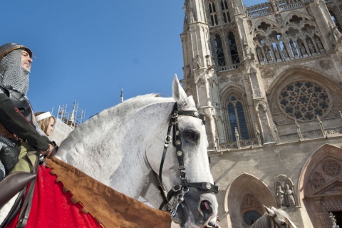 Obchody dni Cyda przed katedrą w Burgos (Burgos, Kastylia-León)