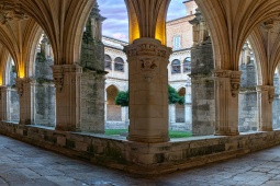 Cloître du monastère de San Zoilo, Carrión de los Condes, Palencia, Castille et Léon