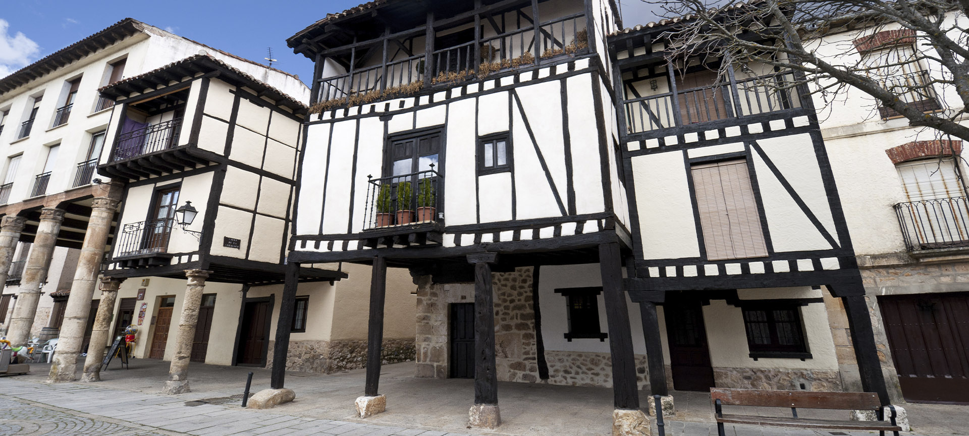 Turismo en Covarrubias. Qué ver. Información turística | spain.info