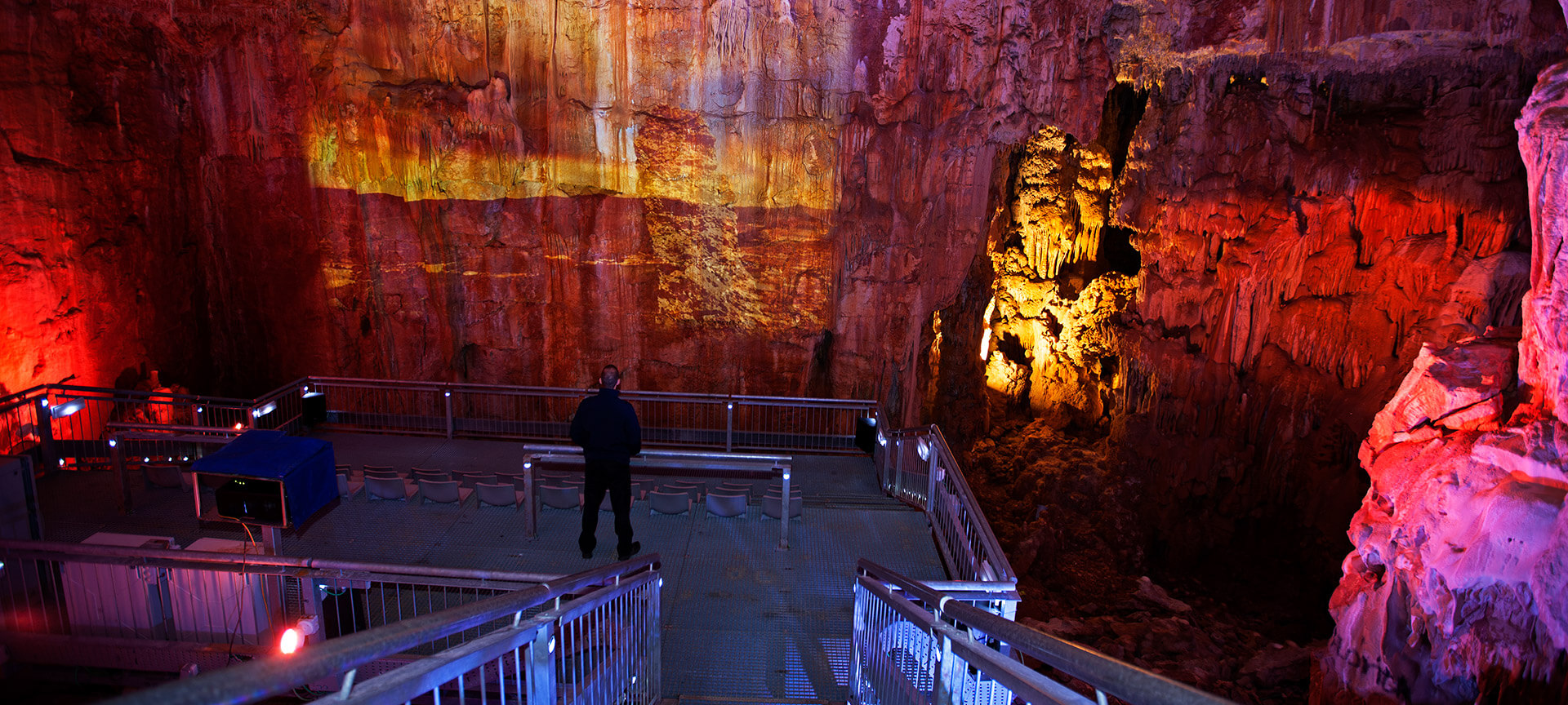 Пещеры Куэвас-дель-Агила в Аренас-де-Сан-Педро, Авила