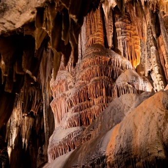 Höhle von Valporquero, León