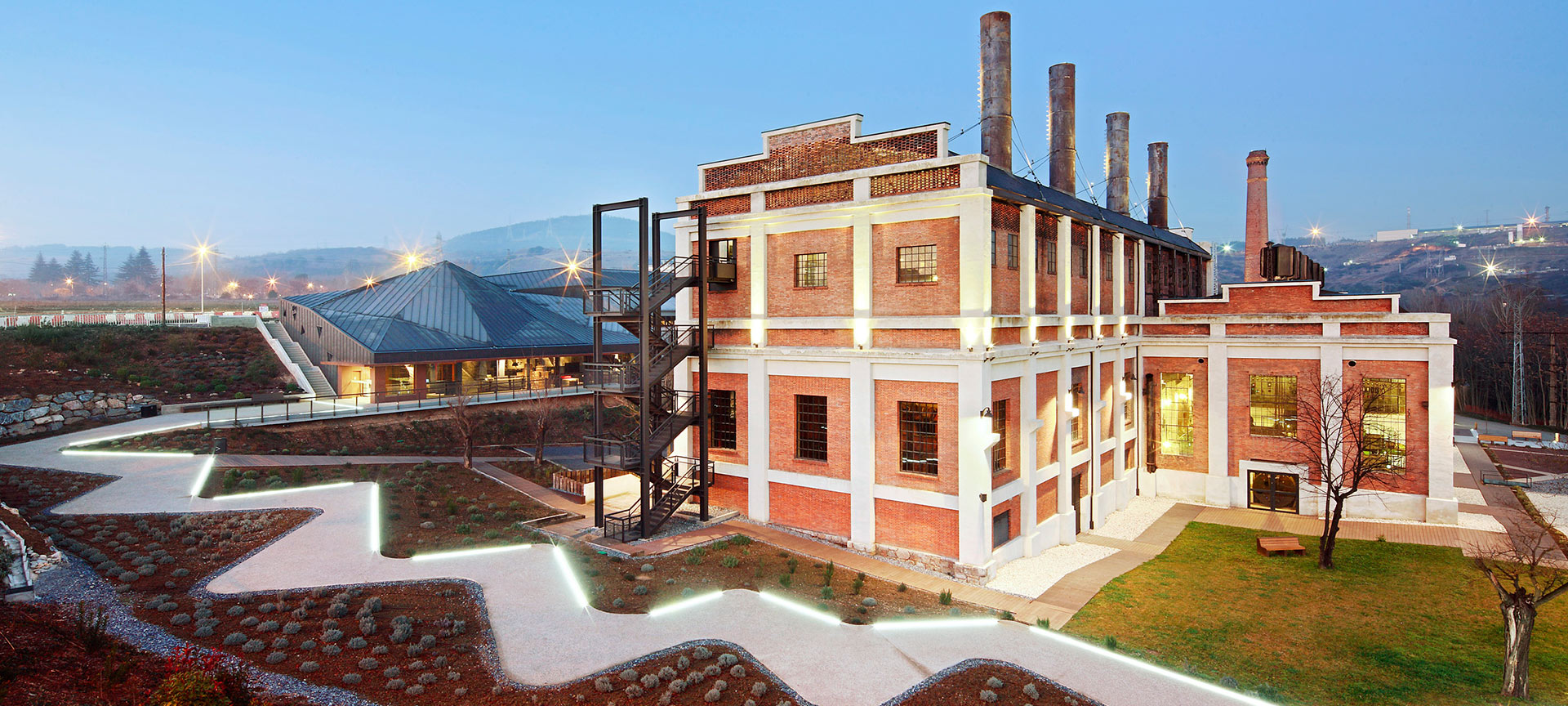 Exteriores de la Fábrica de Luz. Museo de la Energía en Ponferrada