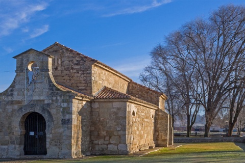 Kirche San Juan Bautista in Baños de Cerrato. Palencia
