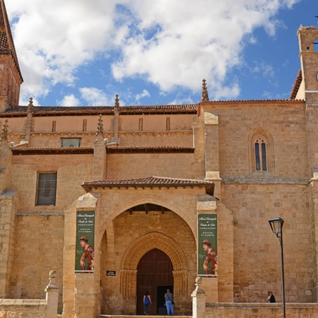 Iglesia de Santa Eulalia. Paredes de Nava. Palencia