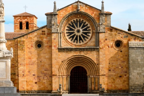 Église San Pedro Ávila.
