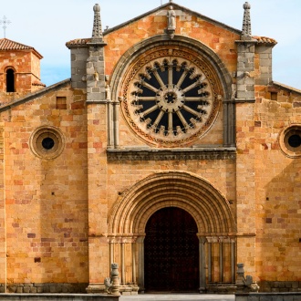 Église San Pedro Ávila.