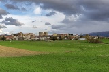 Panoramiczny widok na Medina de Pomar w Burgos (Kastylia i León)