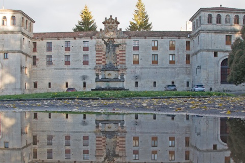 サン・ペドロ・カルデニャ修道院。ブルゴス県