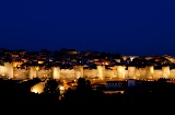 Mura di Ávila di notte