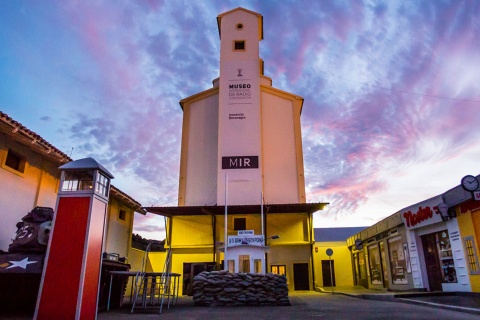 Extérieur du Musée international des radiocommunications Inocencio Bocanegra près de Burgos