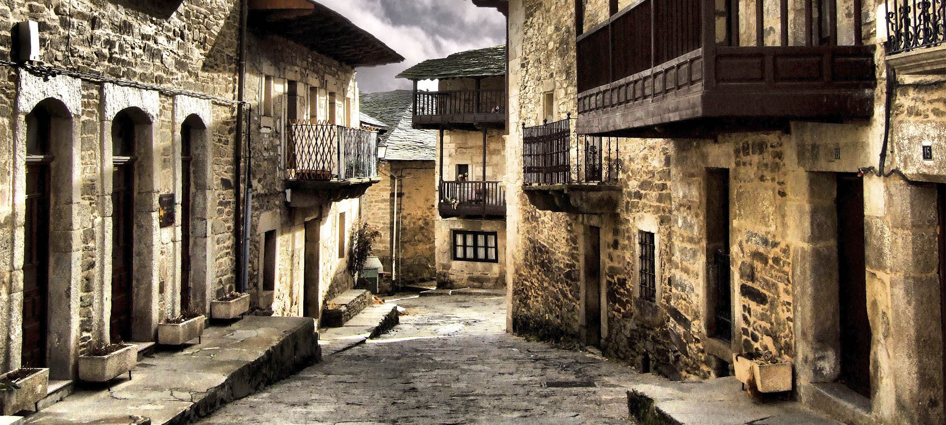 Typical street in Puebla de Sanabria, Zamora (Castilla y León)
