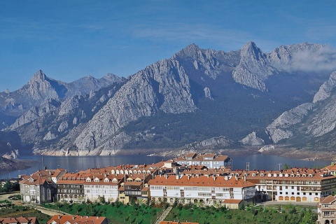 Veduta di Riaño. León