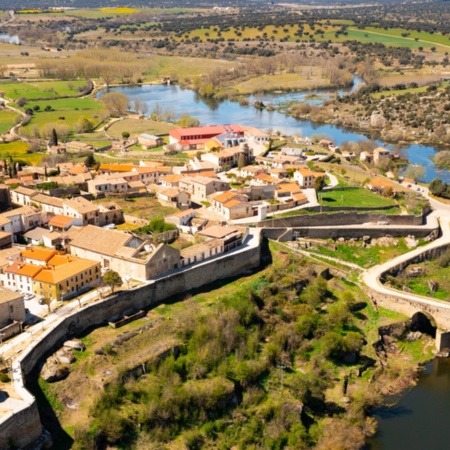 Veduta aerea di Ledesma (Salamanca, Castiglia e León)