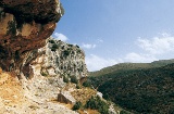 Jedna z jaskiń Solana de las Covachas. Albacete.