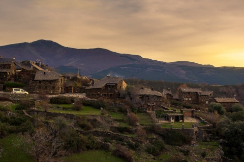 Blick auf das Dorf Roblelacasa in Guadalajara, Kastilien-La Mancha