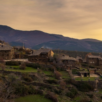 Vista de la aldea de Roblelacasa en Guadalajara, Castilla-La Mancha