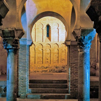 クリスト・デ・ラ・ルス回教寺院。トレド