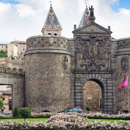 Nouvelle porte de Bisagra
