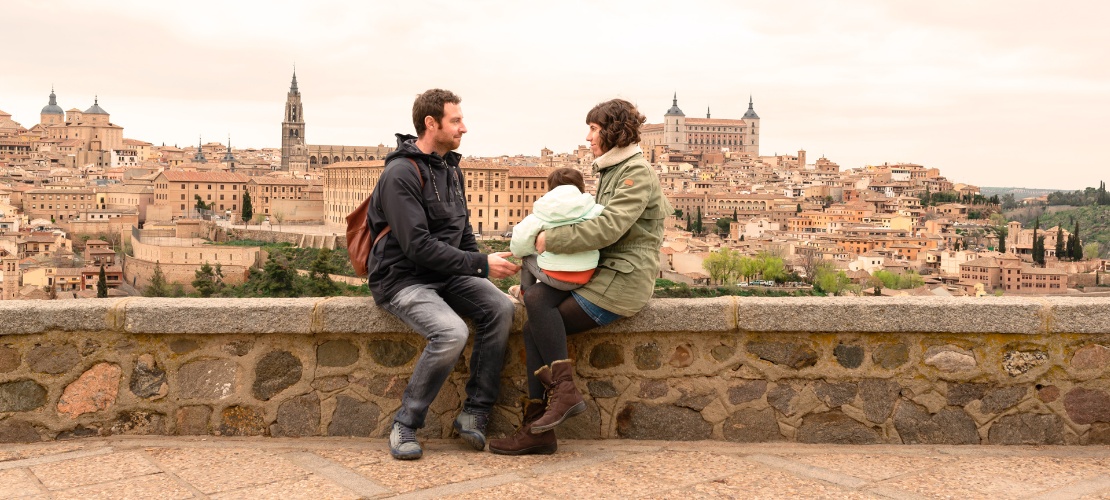 Family at the viewpoint of Toledo valley, Castile-La Mancha