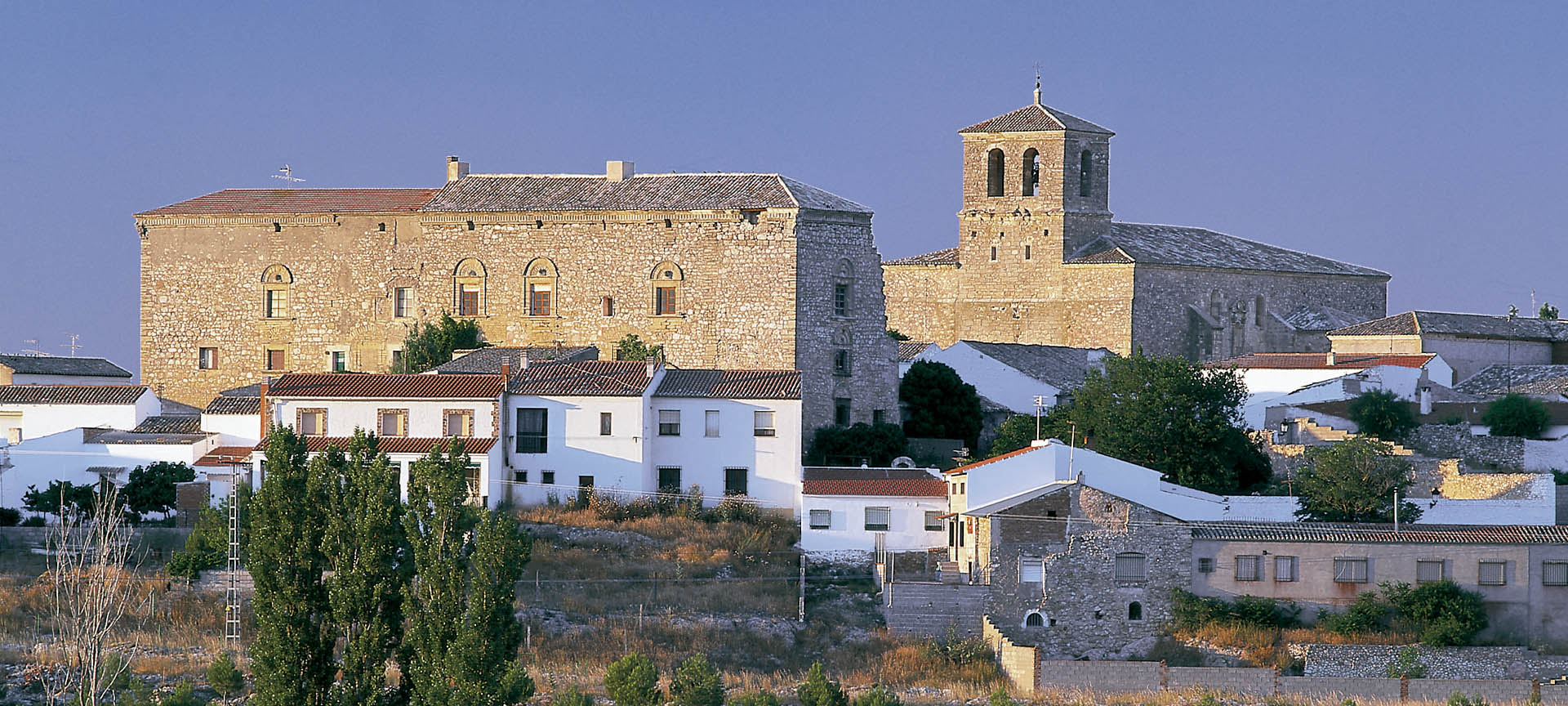 Panorama Villaescusa de Haro (prowincja Cuenca, Kastylia-La Mancha)