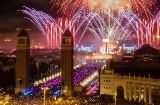 Vues de Barcelone avec feux d'artifice